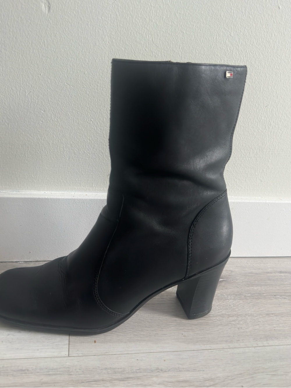 Tommy Hilfiger Black Leather Mid-Calf Heel Boots